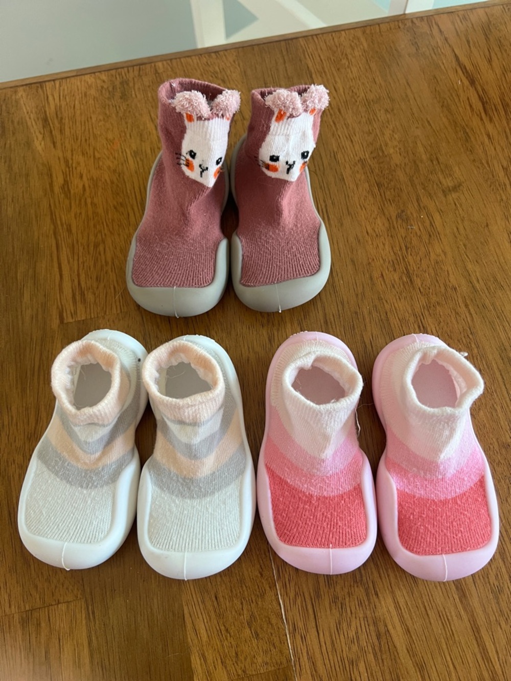 Bundle of 12-18m Tiny Exploring Baby Sock Shoes
